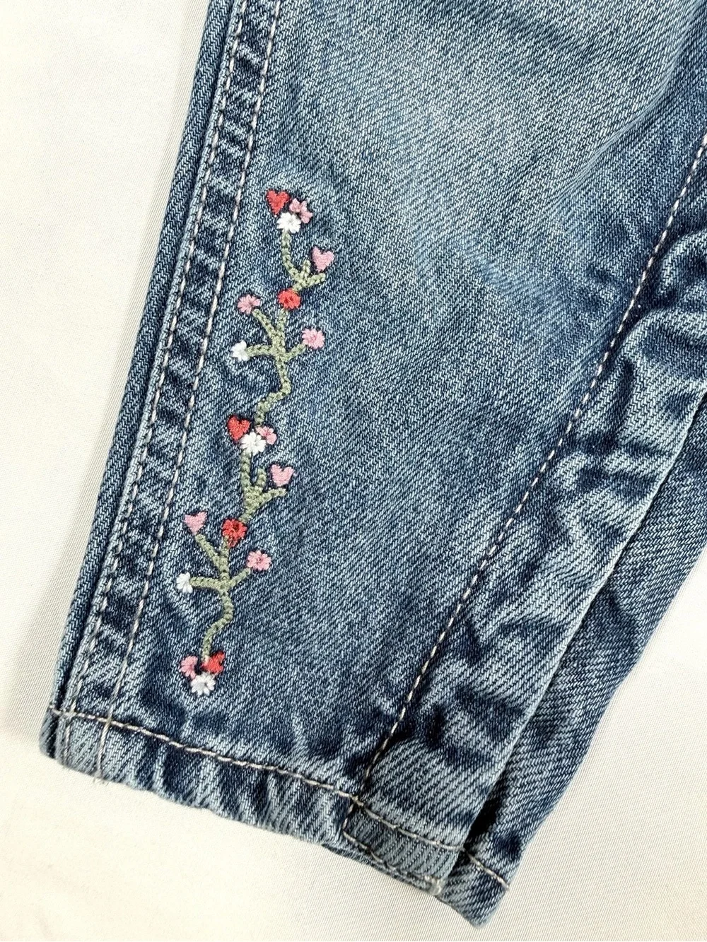OLD NAVY Baby Girls' Floral Denim Vestbak Overalls Country Cottagecore 18-24M